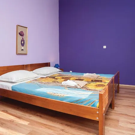 דירה One-bedroom In